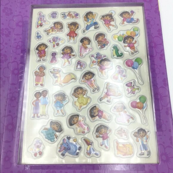 Dora the Explorer Bubble Magnet Book Picture Story w/ 40+ Magnets Nickelodeon - Picture 2 of 7
